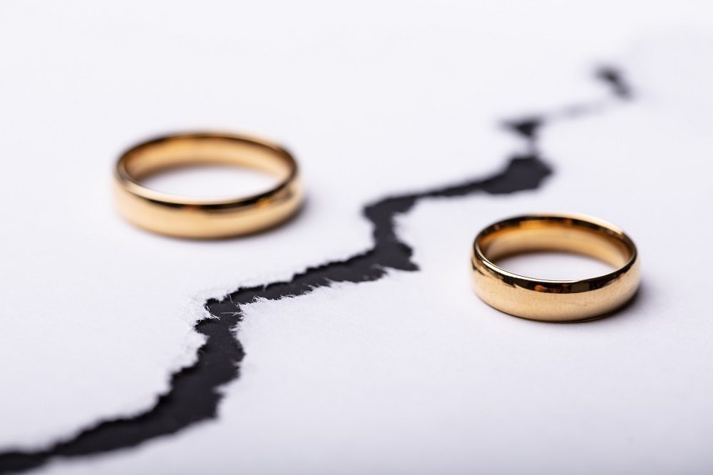 What are the legal consequences of infidelity in a marriage?